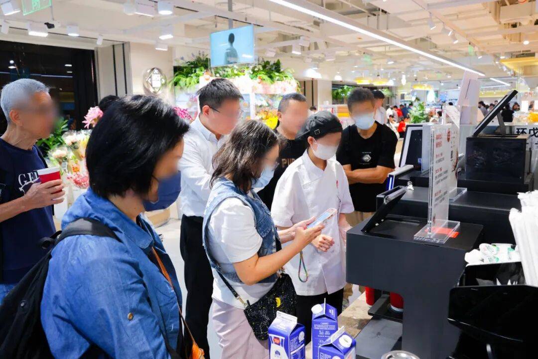 市30最新门店:一年后有哪些迭代?冰球突破平台实探sp@ce天虹超(图8) 市30最新门店:一年后有哪些迭代?冰球突破平台实探sp@ce天虹超(图8)