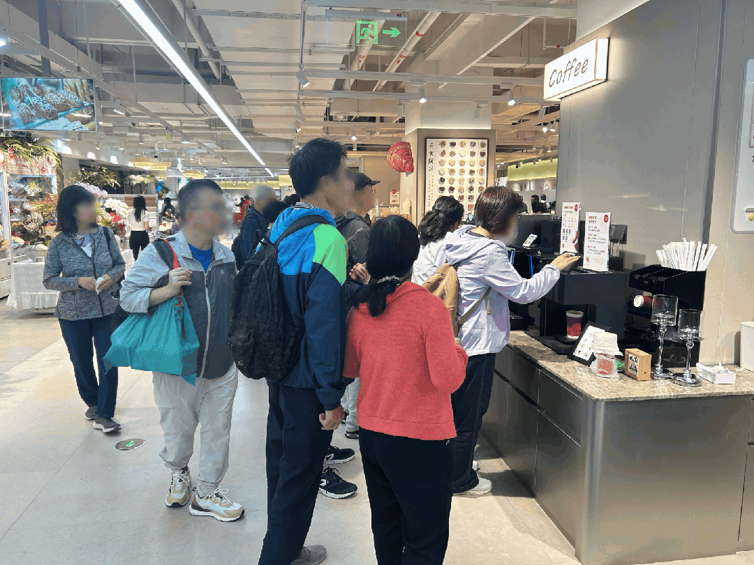 市30最新门店：一年后有哪些迭代？冰球突破平台实探sp@ce天虹超(图13)